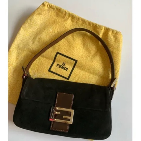 Vintage classic Fendi baguette - Picture 2 of 11